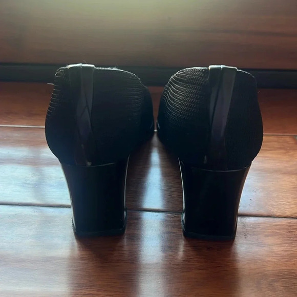 Vintage Stuart Weitzman Black Sq Toe Block Heel Pump Size 7 - Picture 3 of 15